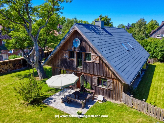 Ferienhaus Alte Backstube mit Grundstück in Barsbek